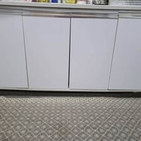 دواليب • خزانة