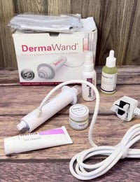 متوفر • مستحضرات تجميل