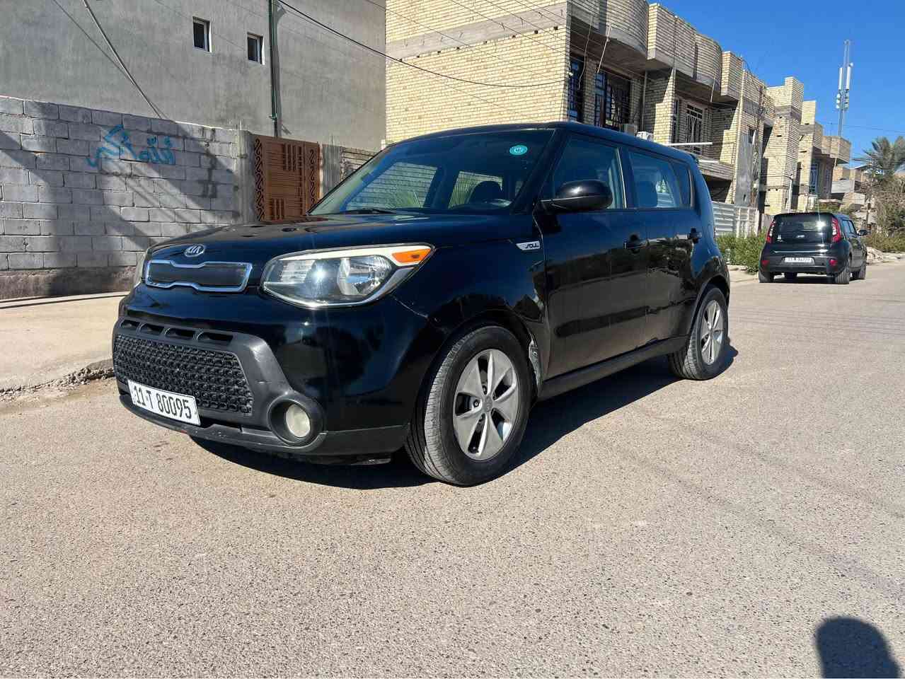 السلام عليكم 
للبيع كيا صول موديل 2015
رقم بغداد وارد امريكي محرك 1600
ماشيه 110 mil
ضررها چاملغ ودعاميه بدون دواخل بدون ايرباك وبالعراق صار بيها 3 قطع صبغ اثر طخات وشخوط 
السياره جاهزه من كل النواحي اي نقص مبيها السعر 92  وبي مجال للاستفسار ع.  ***********
مكان السياره بغداد السيديه

ملاحظه منزل صور الحادث بالمنشور بغداد, العراق
