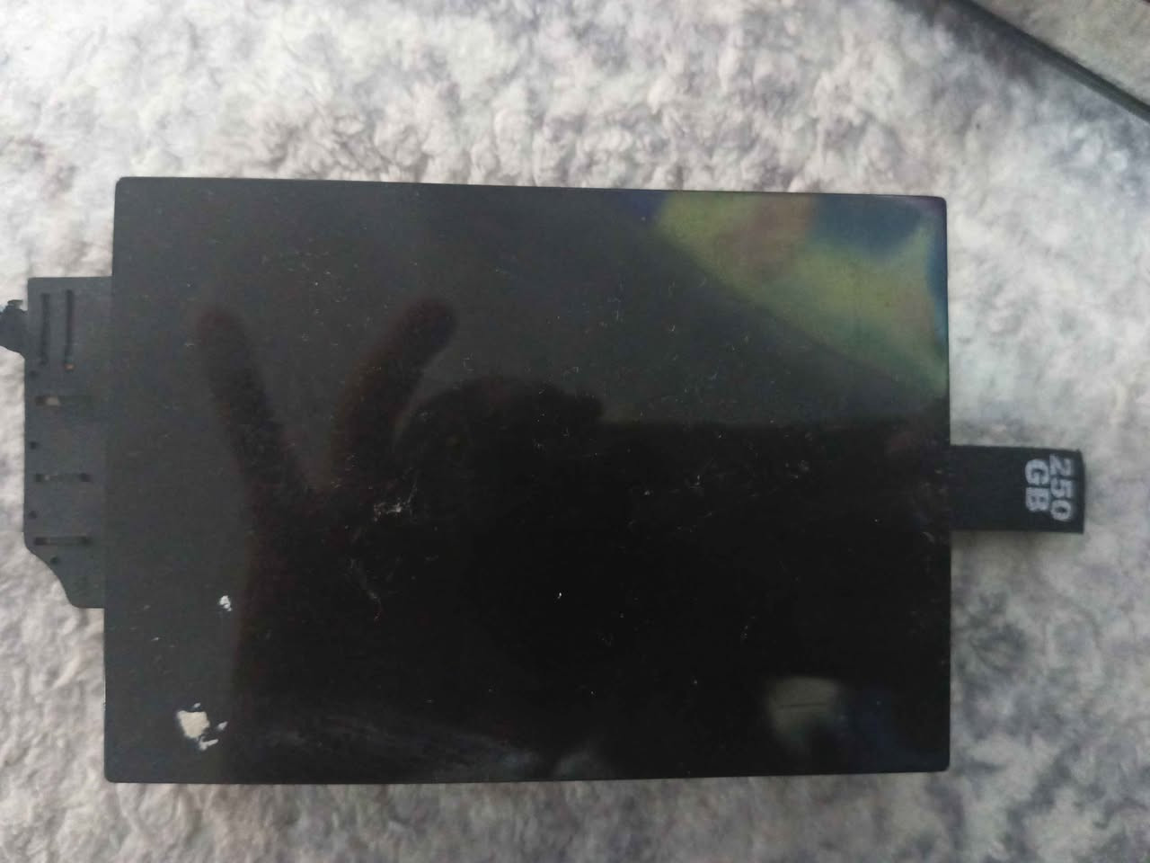 Xbox 360 
2 hardy lagalla 
250 gb
120 gb 
Zya la 250 yare tyaa 
7 dasky lagalla السليمانية, العراق


**إذا كنت صاحب هذا الإعلان وتريد حذفه لأي سبب، رجاءا أرسل رسالة إلى الدعم الفني**