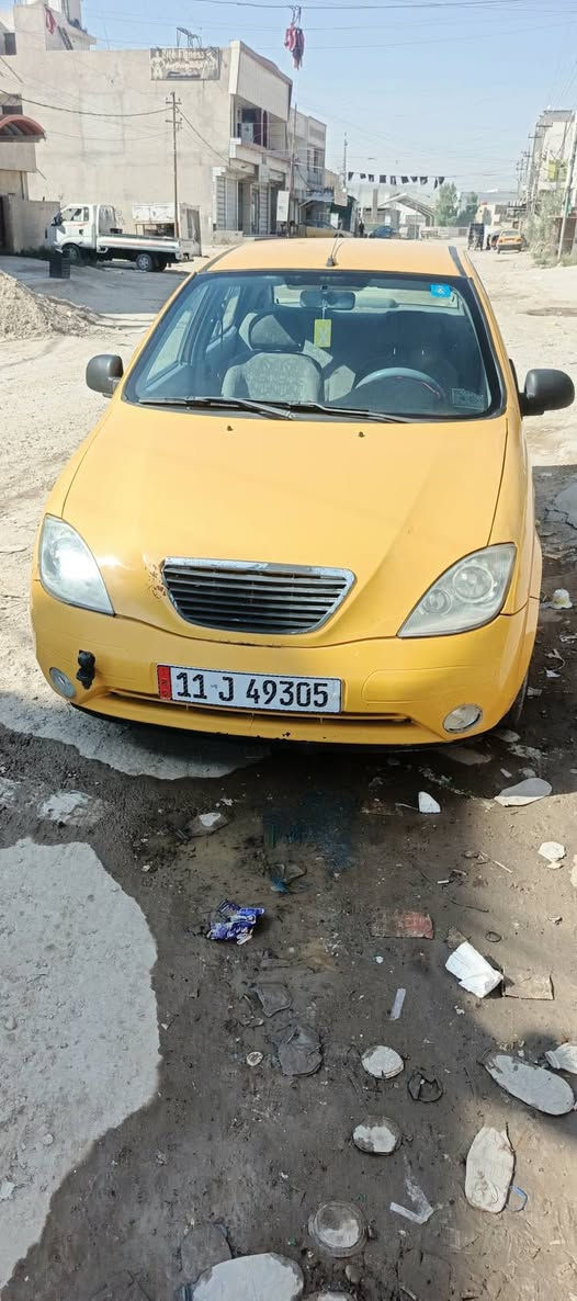 السلام عليكم طيبه ٢٠١٥ سيارة حلوه
بيها طخه بل باب سايق والجاملق الوره مكينه بيها تبخير تبريد شغال حداديه جديده مصفره هيئه وغرمات  تخم تاير السعر ٢٨ وبيها مجال ***********
