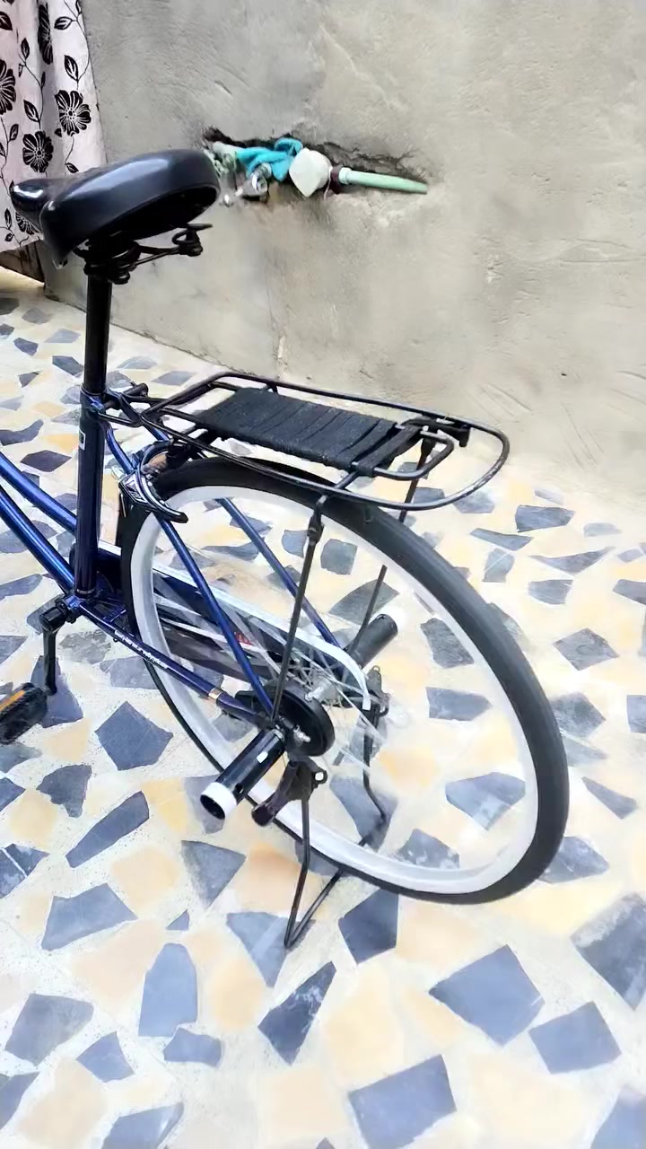 باسكل للبيع السعر 130 وبي مجال حي شهداء الاول ***********
