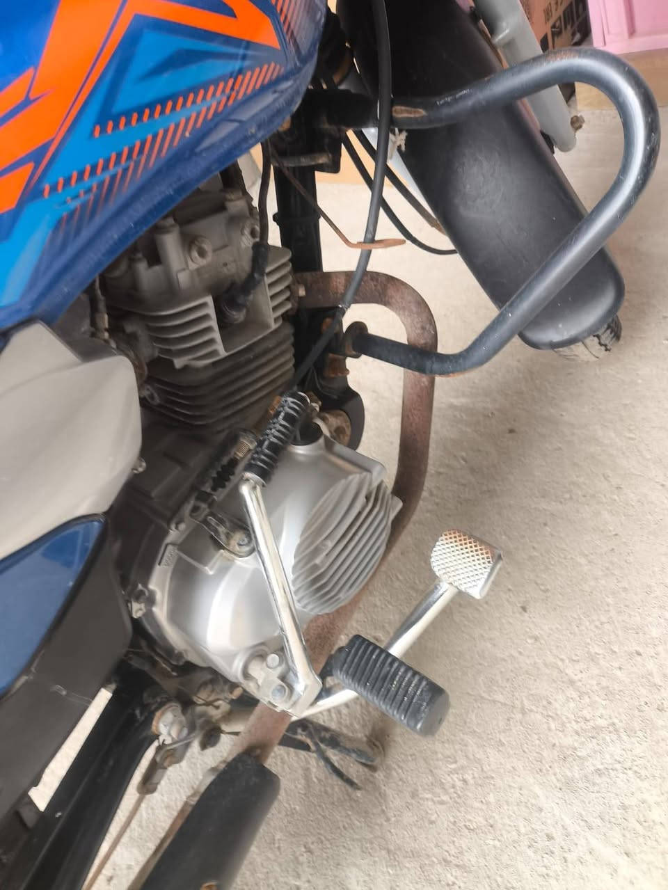 السلام عليكم شباب موديل 21 السعر 900قفل  ***********
اتواصل ويه صاحب الدراجه هاذ رقمه ☝️☝️
لا تراسل مكلف بل نشر بس
