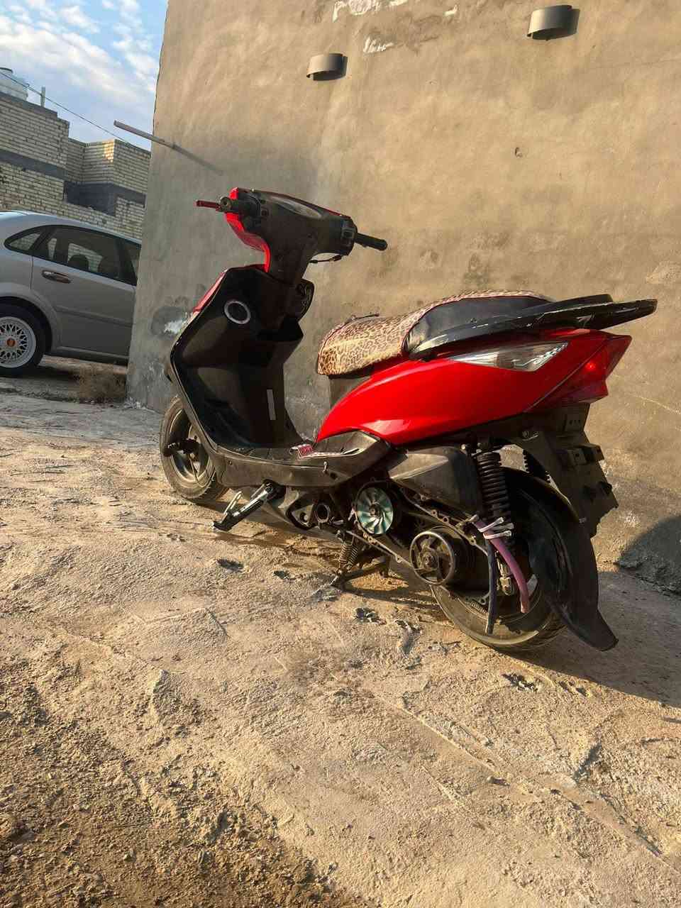 سلام عليكم دراجه ثعلب 2009 للبيع دراجه خير من الله بيهه تزويد رياضي مثل تخم كلجات رياضي يدات رياضي ستاند قزم  صالنصه توبو كشن رياضي دراجه شلعه ومعدل اي نقص مابيهه سلف بأي وقت كهربائيات كامله اشاير لايتات بك لايتات عالي ناصي تجي تفحص وتشوف بعينك السعر(530) وبيهه مجال قليل مكاني بغداد ثعالبه *********** ❤️
