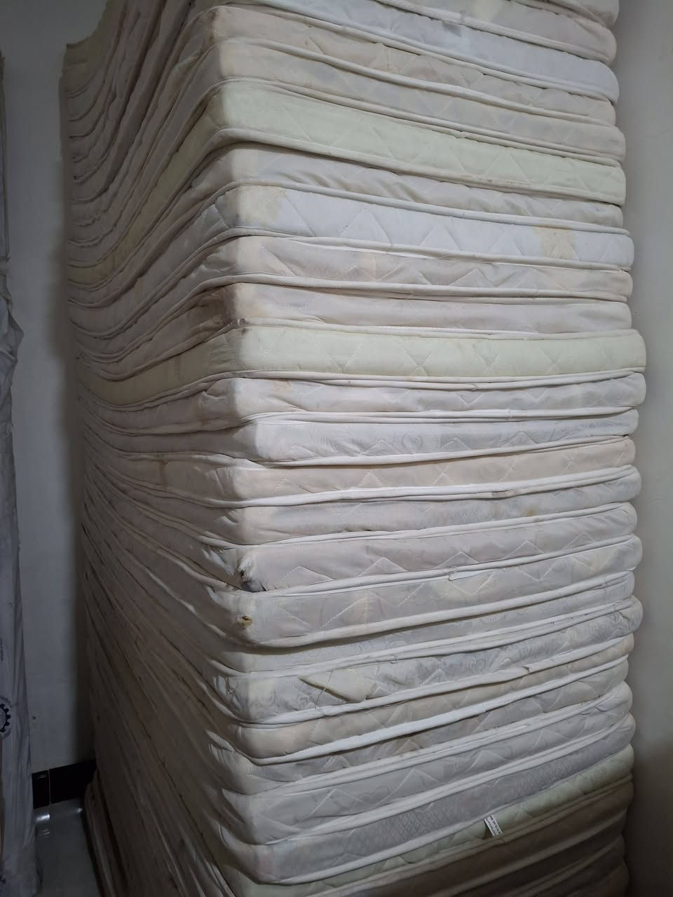 عرض جديد وخاص🔥🔥🔥
تم وصول الدوشك الطبي .المعالج للفقرات والام الظهر .🏁
مصنوع من الياف الكتان .ويحتوي على طبقه جلاتبينه🛤🛣. 
للشعور بالراحه✈️ .
يحتوي على مواد ضد البكتريا .ومواد ضد التعفن. 
ضمان حقيقي لأكثر من 10سنوات🕗🕙🕙🕙 
دوشك طبي يدعم العمود الفقري. لياخذ شكل .ويعطي شعور بال احه 
ويوفر نوم صحي🌒🌔🌕 .
تجدونه فقط لدينا .ابو نور لتجارة الأثاث. 🏣🏖
ذي قار. الشطره. فرع المجلس البلدي. مجاور عيادة الدكتوره سناء ام الجلديه 
25 الف فقط 
للاستفسار ***********🌎
