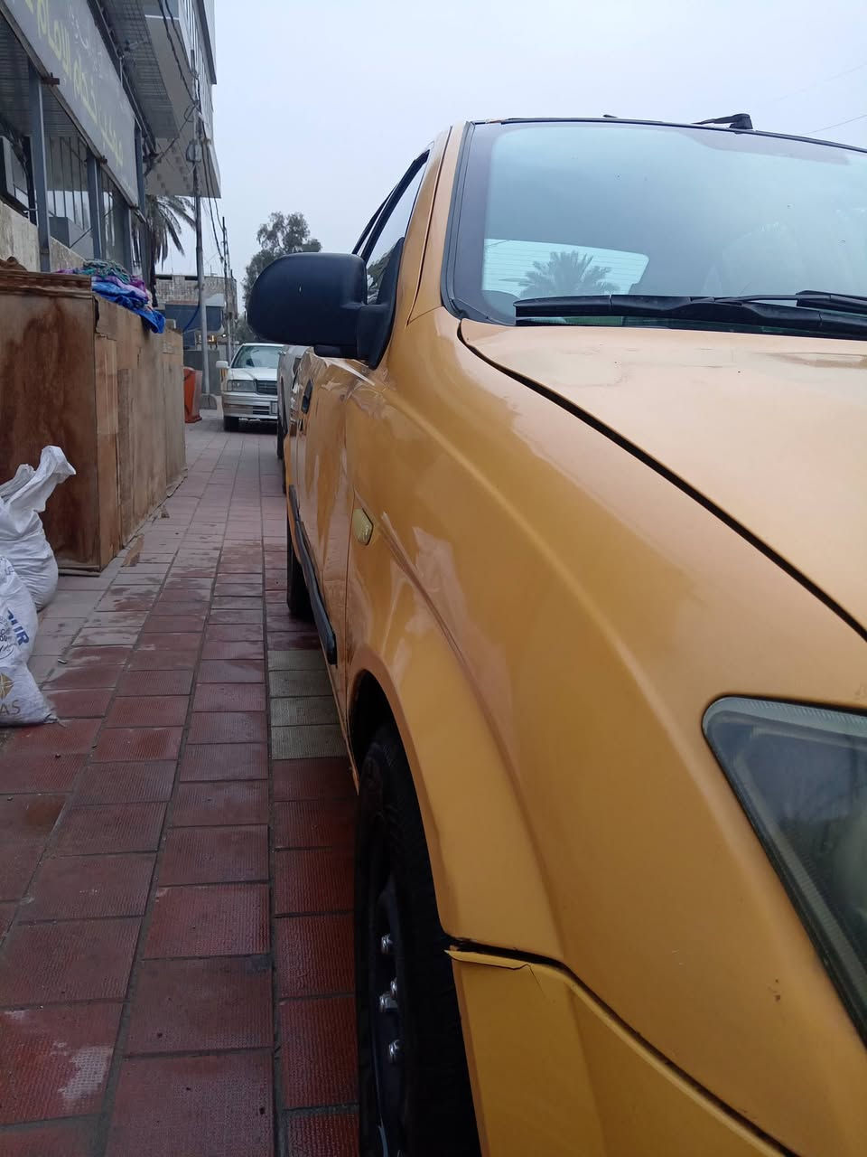 يالله سلام عليكم
طيبه مديل١٥ السياره مكفول كشر وشواصي
كير مكينه كفاله
تخم تاير
حداديه خلفي وامامي كفاله
راعيها ماندله رقم بغداد الماني
سنويه ساحب من المرور واجهيه فقط
السعر ١٧ وبيها مجال بسيط
مكان السياره كوفه
***********
