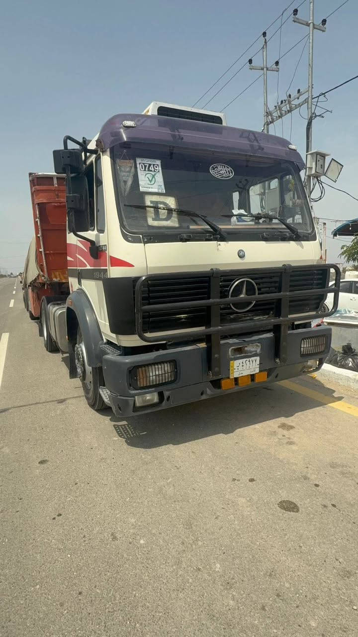سيارة البي للبيع 1990 مكلف بالنشر
سيارة سبرنك بلادي مبطن بلادي بيه فطر مربوطه فلات 
سنويه ذات جوانب متحركه تبريد فول 
مكينه لا تنقيص ولا تبخير ابيع ويه العربانه
عربانه بلوم 3 دناكير تخم تاير راس وعربانه
السعر 250 وبيه مجال
*********** بس اتصال
*********** فقط وتساب
