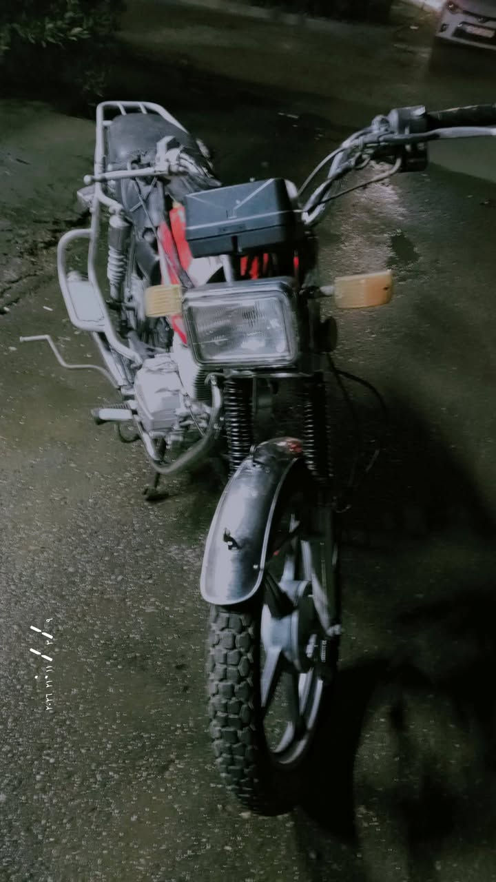 دراجه ايرانيه اربعه كير هذا الرقم مالي السعر خاص ***********
