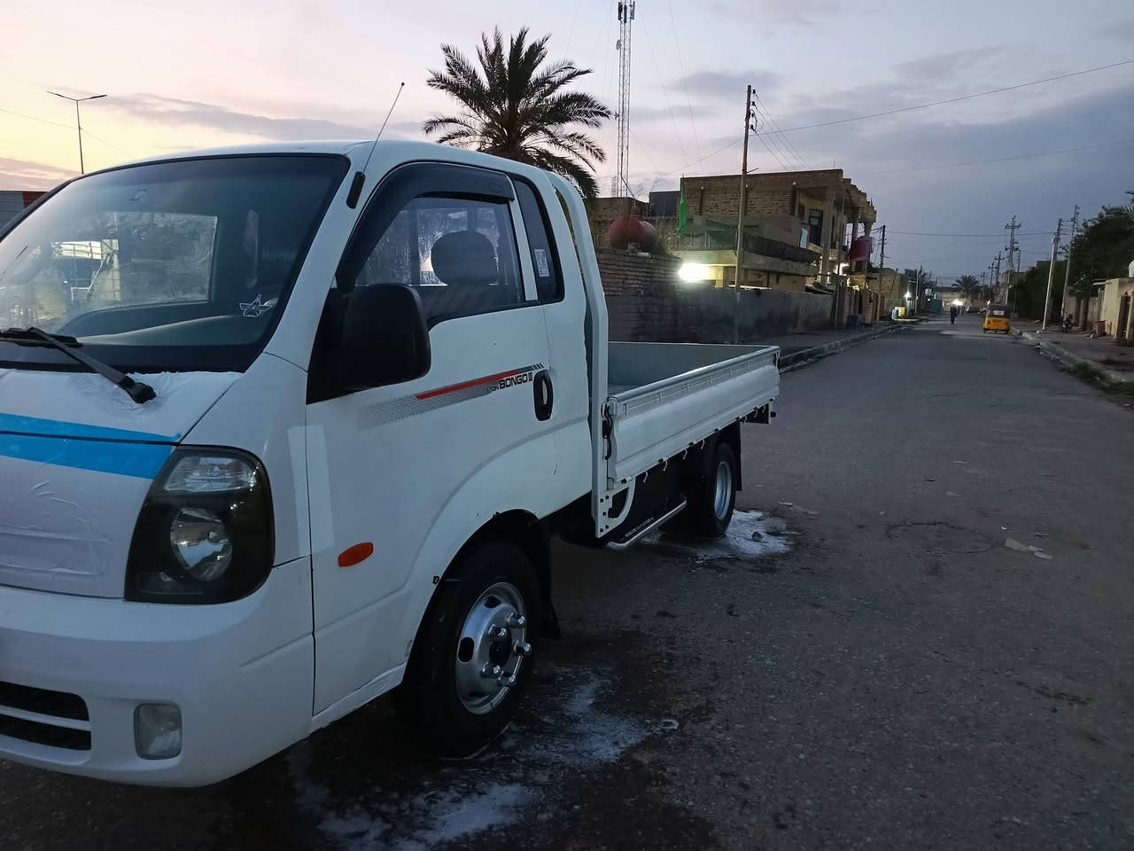 السلام عليكم فحل جاهز للبيع متوم أربيل جديده السياره محور 14 تبريد جاهز تخم تاير دخول جديد المكان ميسان رقم الهاتف ***********
