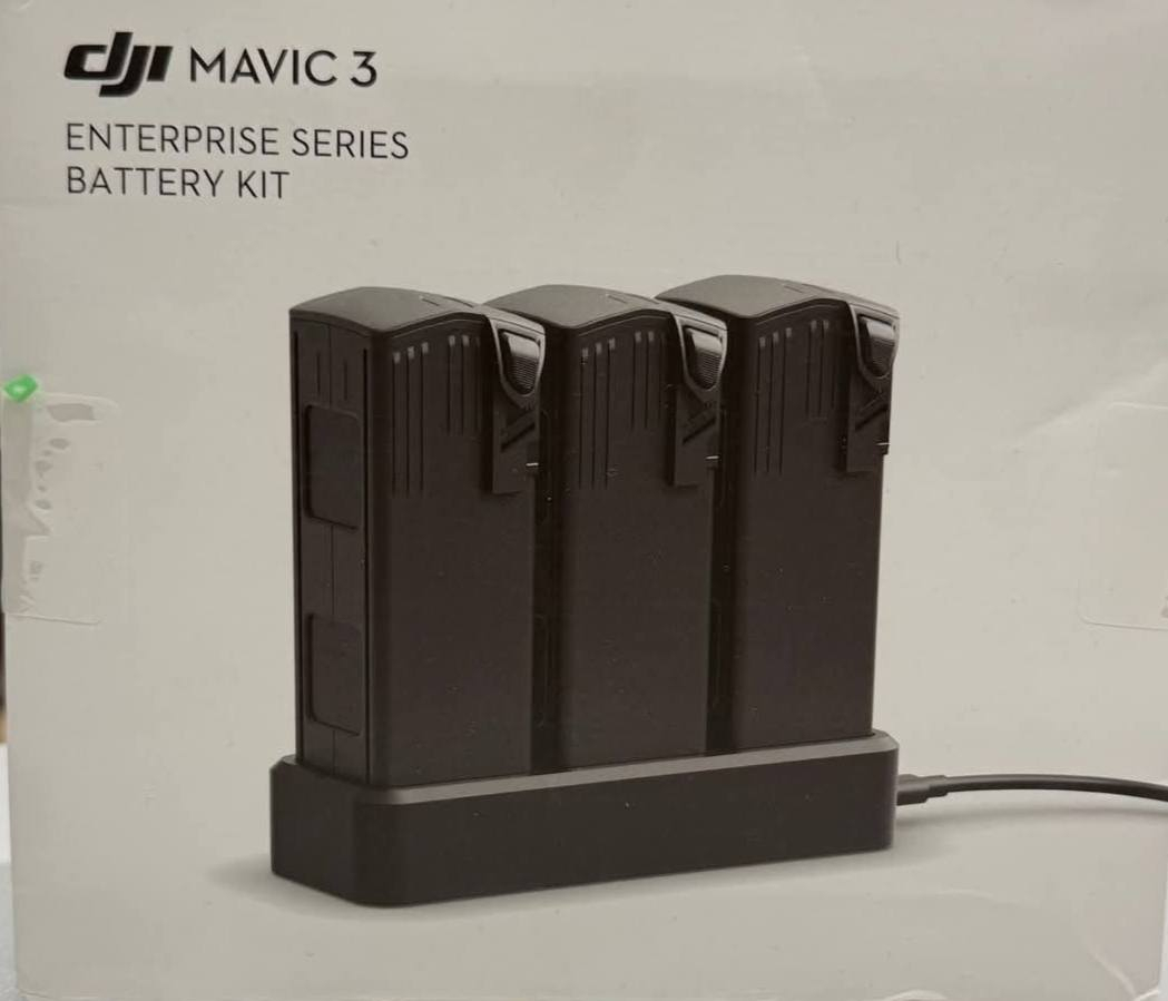 متاح بطاريات مافك 3 شحن سريع 100واط
الحجز واتساب او خاص ***********
