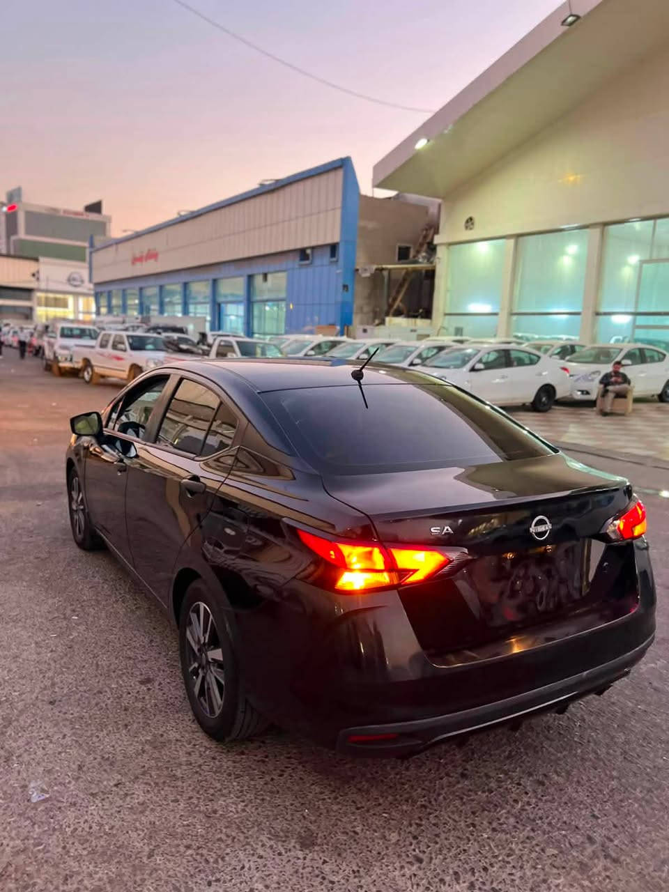 فيرسا 2024 بلكارتون بلايلون
سعر 115
***********
***********
ربع صندوق بيهه صبغ فقط ماباقي كفالة عامة ايرباك سليم ماشية فقط ٤ الف أخت زيرو رادارات امامي و خلفي و جوانب و اوتو ستوب و اوتو هولد شاشه كبير و كاميرا سياره رقم كاتي مؤقت مكانها أربيل
