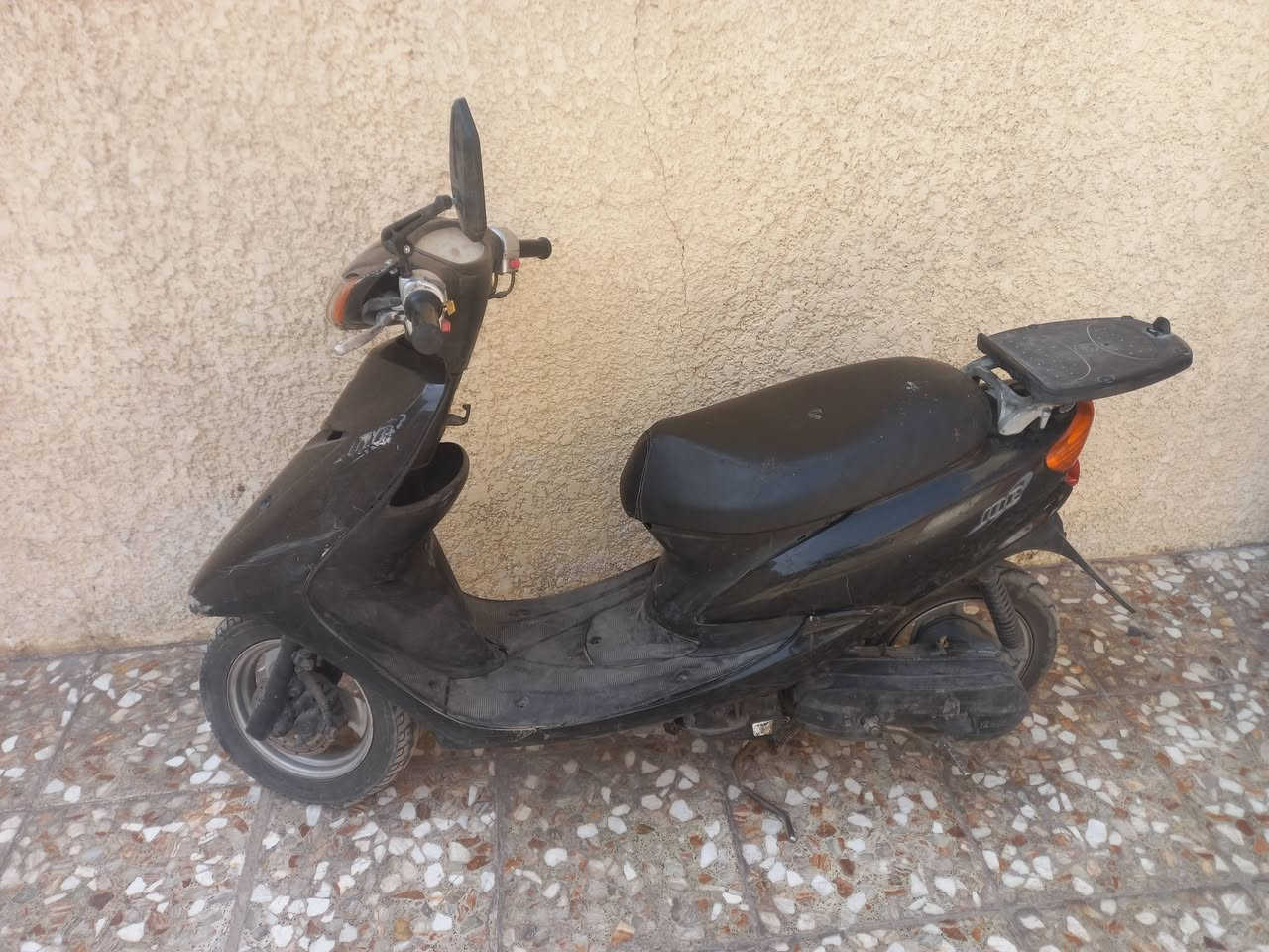 سلام عليكم دراجه عصفوريه فحل(طافيه أدير ومتاخذ )محرك ناعم شلعه ومعدل يخبل كهربائيات كله شغاله اوراق كامله سعرهة ١٠٠ قفل تفيدك خابرني رقمي *********** مكاني بغداد العبيدي
