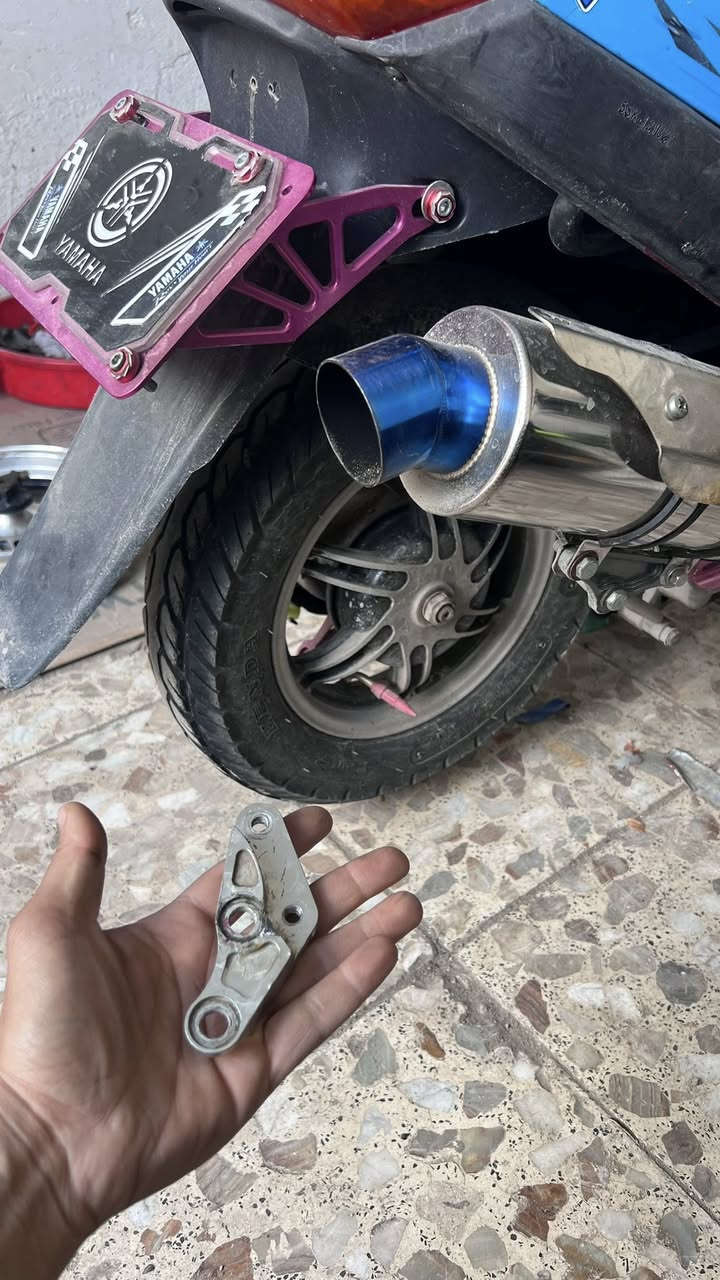 للبيع كلمن وسعره تزويد  للدراجه ماكس120


**إذا كنت صاحب هذا الإعلان وتريد حذفه لأي سبب، رجاءا أرسل رسالة إلى الدعم الفني**