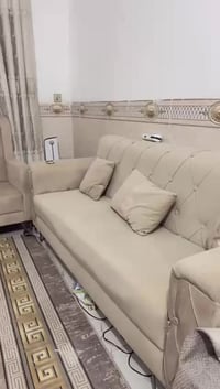 ١٠ مقعد • مستعمل سنة • كنب