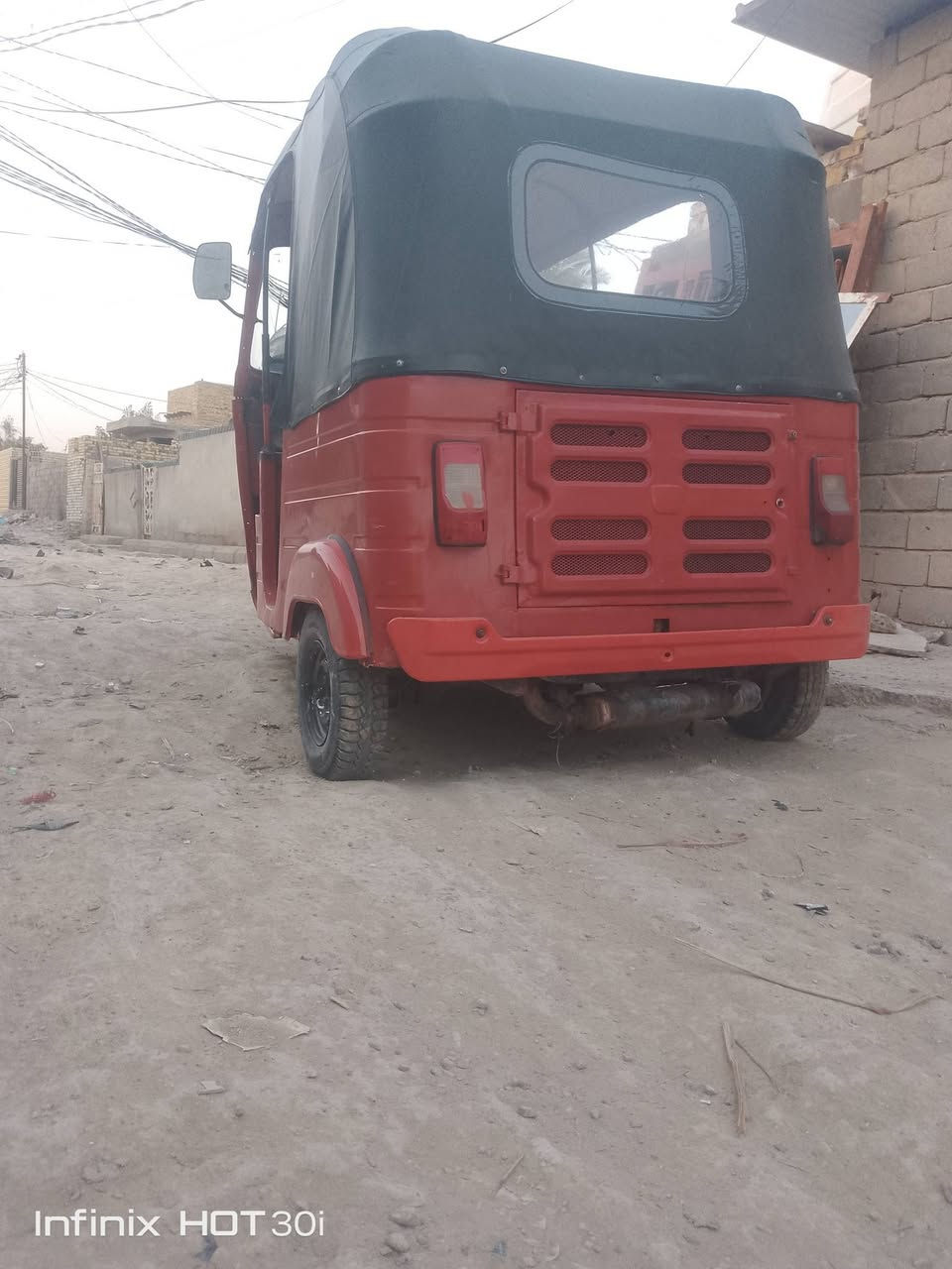 تكتك موديل 17 محسوبه عل18 تكتك كشر نضيف مابيها خياس مكينه نعومه مكاني حله السعر 3  وبيها مجال اوراق المصطفى رقم الموبايل (***********)
