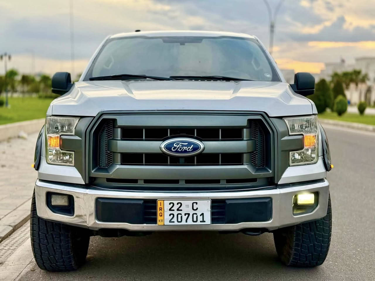 ﷽ 

فـــورد F150 سعرر بلاش 💣 158 $ ورقة 
موديل 2017 
ماشي 100 km كيلومتر 
محرك 6 سلندر حجم 3.5 گير تعليك 
باب طــويل دفع رباعي 
صبغ بيها 4 قطعة 
سيارة محدث كامل رابتر 
سعر 158 ورقة و بيها مجال بسيط 
مكان سيارة اربيل شارع 100 
هاتف ☎️ ***********
***********
انشاء اللة لي تعجبة تصير قسمتة  ومن نصيبة و تحياتي للجميع ✋✋
