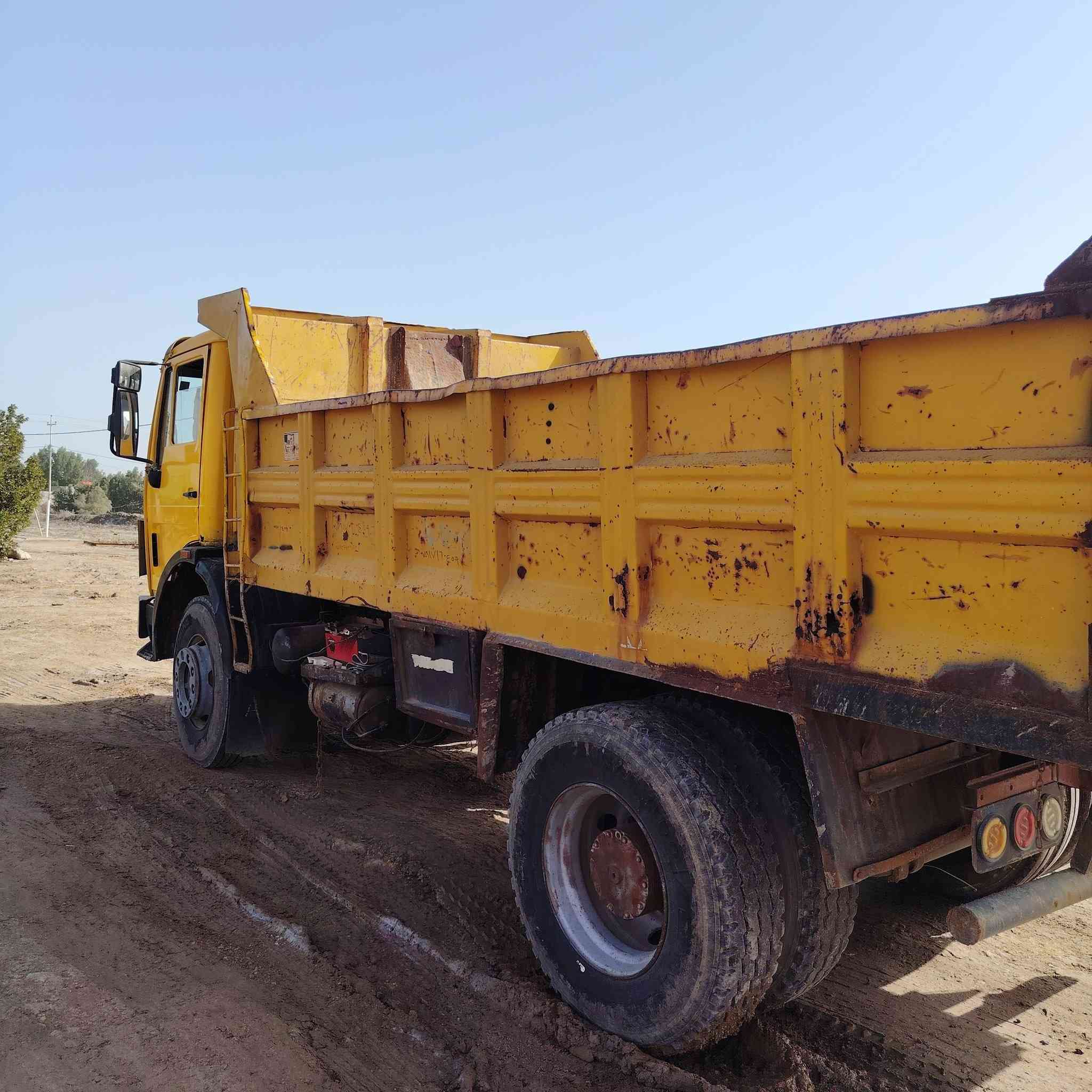 البي ٩٣ رقم نكليزي بأسمي انبار ل ٢٩ هزه جديده
مكينه ٦  لاتبخير ولا تنقيص كير ٢٥

شاصي مكفول

حداديه وتواير انضاف

السعر ١١٥

***********

مكاني سماوه الهلال
