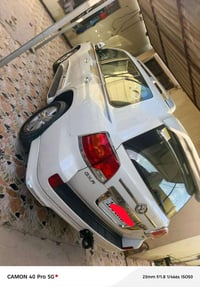 لاندكروز 2013 رقم بغداد الدولي بأسمي شخصيا بيه جاملغ امامي مبدل فقط بر...