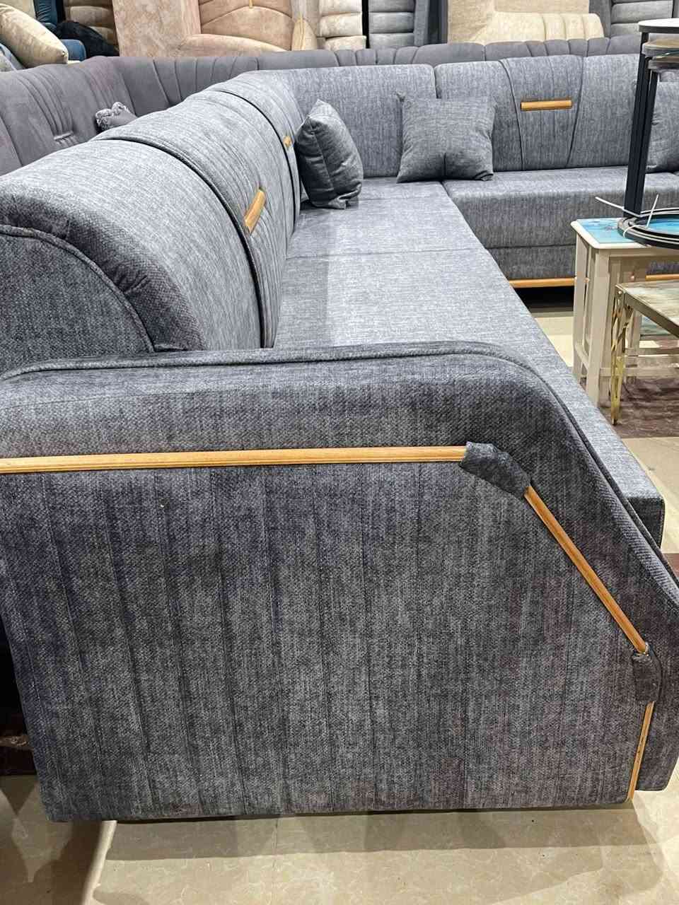 معرض صلاح  الدين للأثاث المنزلي للجمله والمفرد 
وصول ديوان عراقي شغل موصل احطاطه خشب بلوك 
سفنج 10 سنتين حقيقي قماش شامو مبطن ثقيل 
نيكل خشب زان رجل خشب زان اصلي ضمان. 5سنه
#زورونا_تجدون_مايسركم
***********
العنوان تكريت الزهور مقابل كليه تربيه البنآت مجاور تانكي المآء قرب غصن الزيتون
