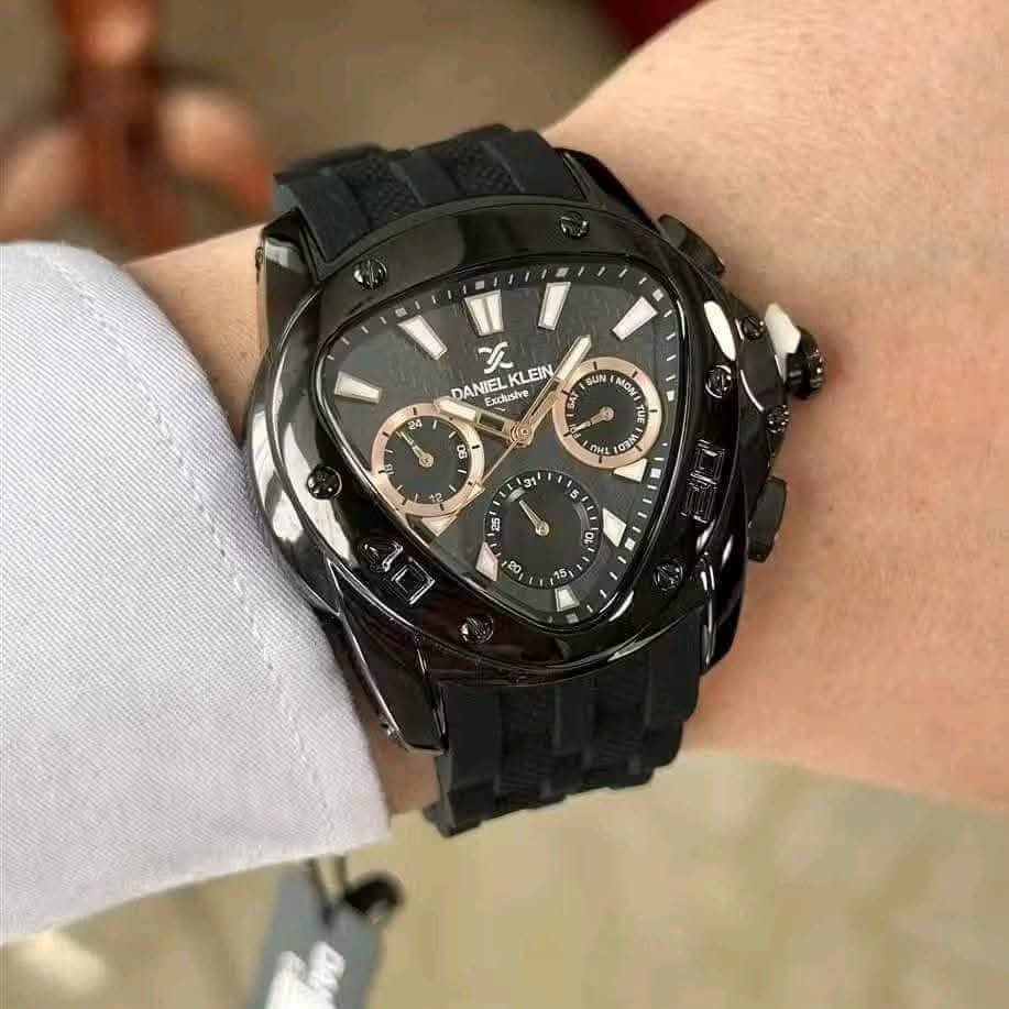 #مزاااااااااد

فتح باب الساعه 30$ دولار والرفعه 5 دولار 

اخوان لطفا الاعتماد قبل السوم بارسال الرقم والعنوان الكامل عالخاص 

التوفيق للجميع 🌹 
 

دانيل كلاين DANIEL KLEIN 

 دزاين اللامبورغيني 

الساعة جديدة وكامله الملحقات  (العلبة وكرت الضمان والكتلوك)
•مكينه ياباني اصلي 
•لون مميز جذاب 
•السير ربل مرن اصلي  
•مينا 3d تتغير حسب حركة الضوء 
•نافذة تاريخ
 نافذة لأسماء الايام
•قطر الساعه 42ملم 
•ضد الماء 50 متر 
•بدن ستانلس ستيل
•بوك معلم
•ارقام واميال لامينوس

توصيل متوفر لجميع محافظات العراق.


**إذا كنت صاحب هذا الإعلان وتريد حذفه لأي سبب، رجاءا أرسل رسالة إلى الدعم الفني**