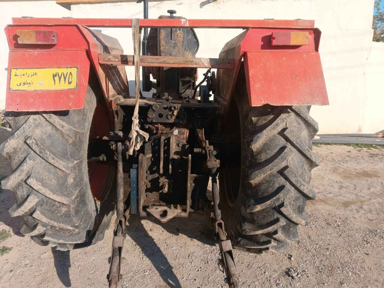 بۆ فرۆشتن
عنتر  مودیل88سوکان پاوەرە و تایەی جدیدەومەکینەی تەعمیل کراوەتەوە لۆک لۆکە بەشەرت  سەنەوی موجودە و ڕەقەمە.شوێن .هەولێر بۆپەیوەندی 

*********** مشتری نی تیل مەکە تکایە.....
