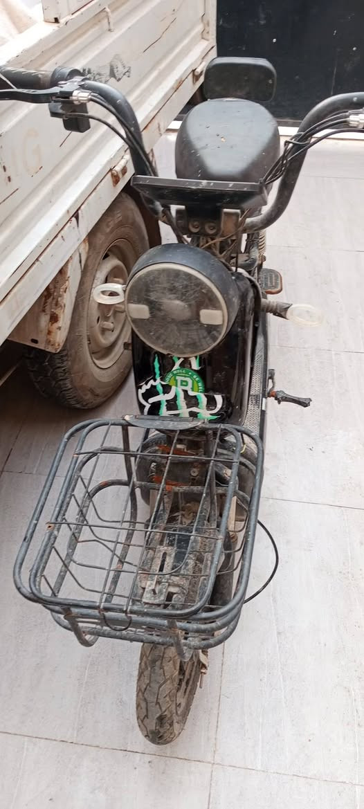 بايسكل شحن بدون شاحنه ابيعه ع حاله جف تراب الشراري يتصل***********
