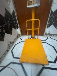 للبيع ميزان مال دجاج ما مسخدم فقط 10 أيام السعر 90 وبيه مجال الشراي ين...