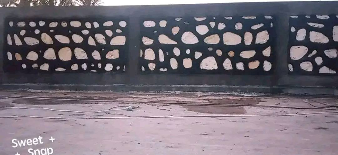 السلام عليكم بناء حجر كرسته وعمل الاستفسار الاتصال ***********
