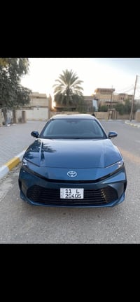 للبيع تويوتا كامري هايبرد  2025   وارد امريكي ضرر بسيط ضرر جاملغ امامي...