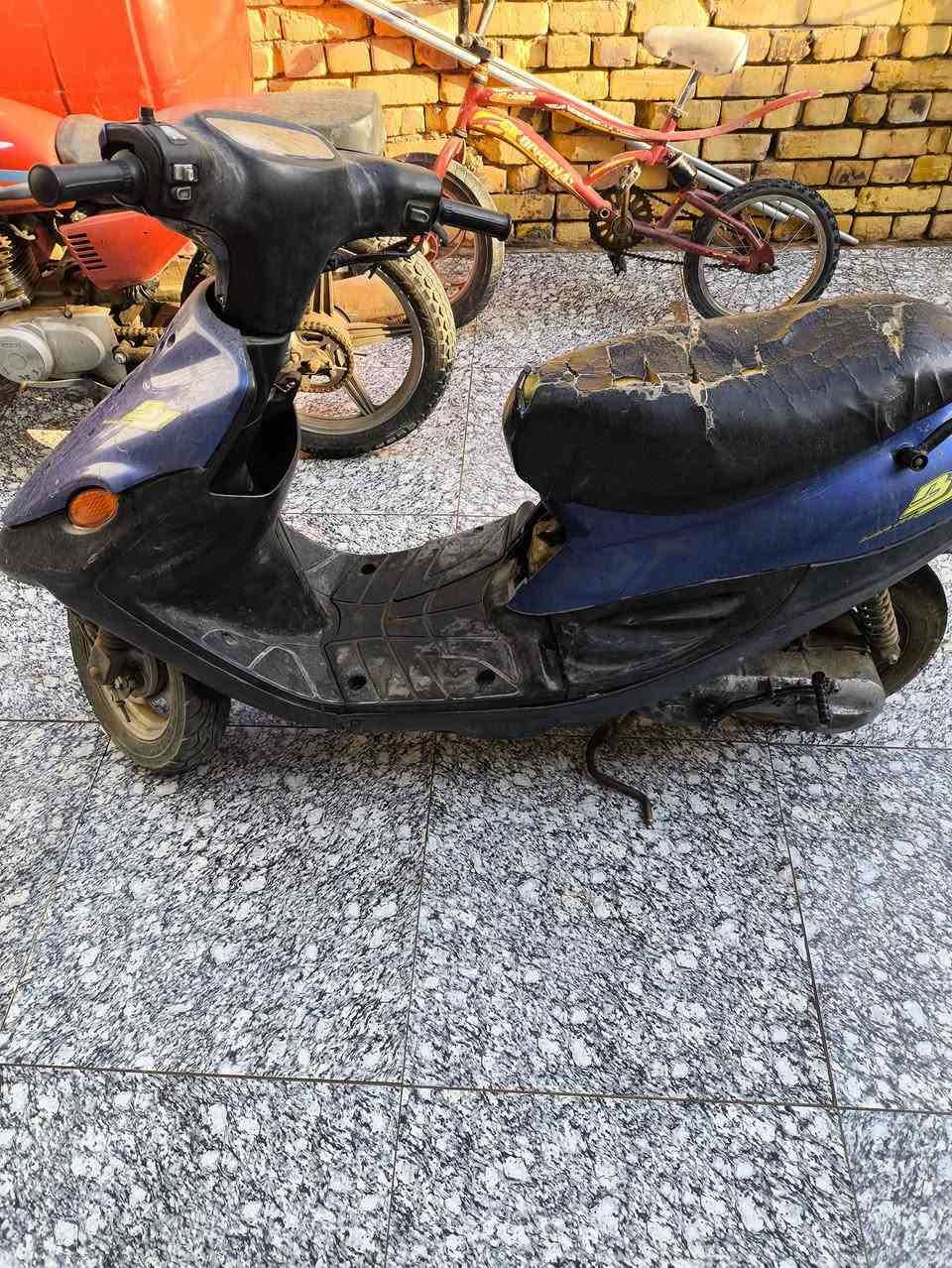 دراجه يوماها نضيفه مجفته مره وحده تاير جديد تشتغل نكره وسلف شغال بس الدكمه عطلانه دراجه نضيفه بيها شلعه ومعدل فول تجي تفحص وبالعافيه عليك السعر 250 وبيها مجال مكاني العماره مركز المدينه منقطة حي الثوره


**إذا كنت صاحب هذا الإعلان وتريد حذفه لأي سبب، رجاءا أرسل رسالة إلى الدعم الفني**