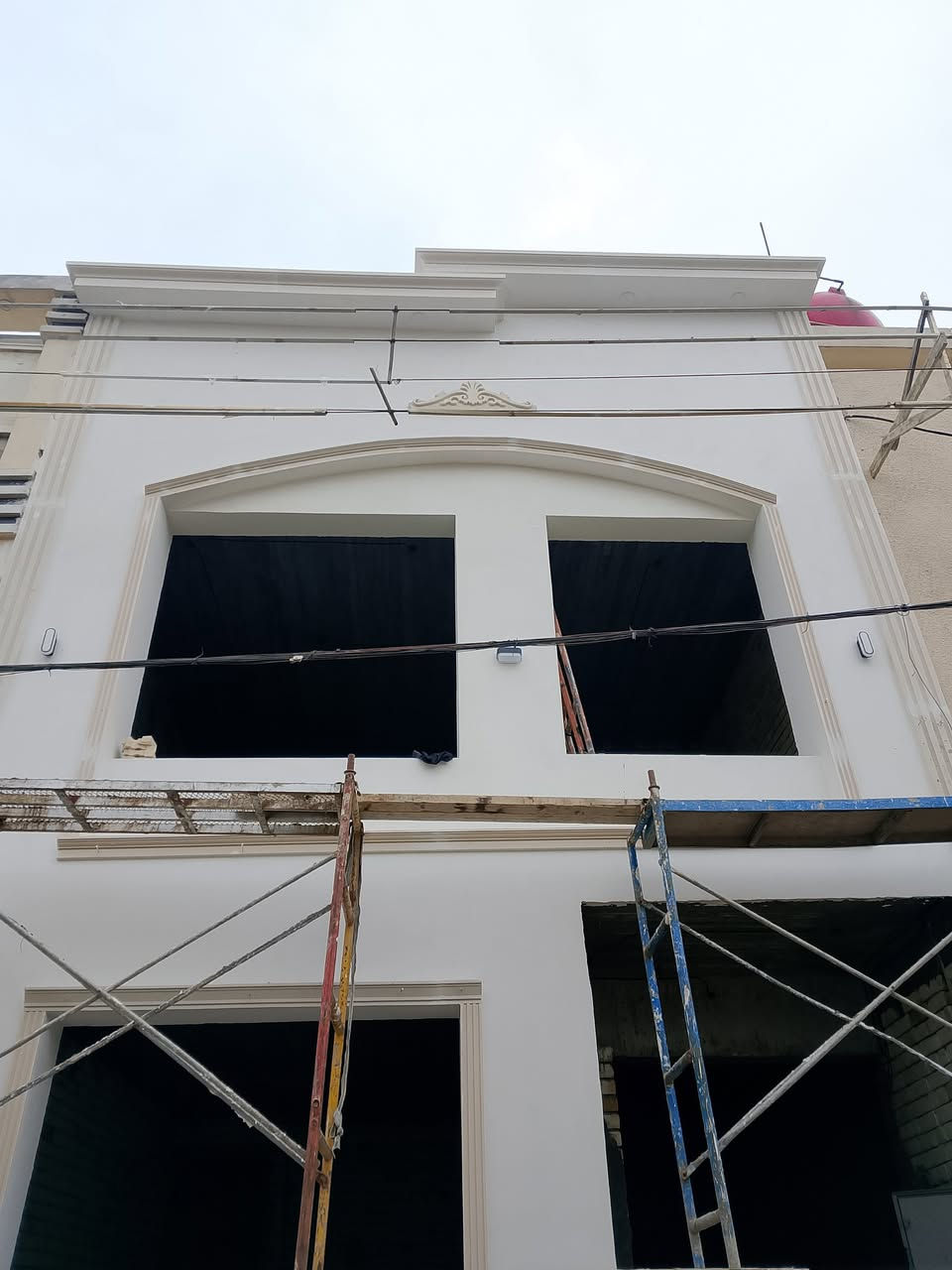 اسلام عليكم ورحمه الله 
 لباخ مصري متفرغ تصفير ناعم طلس شغل هندسي درجه اولي جوده في العمل مكان بغداد*********** الرقم بي وتس
