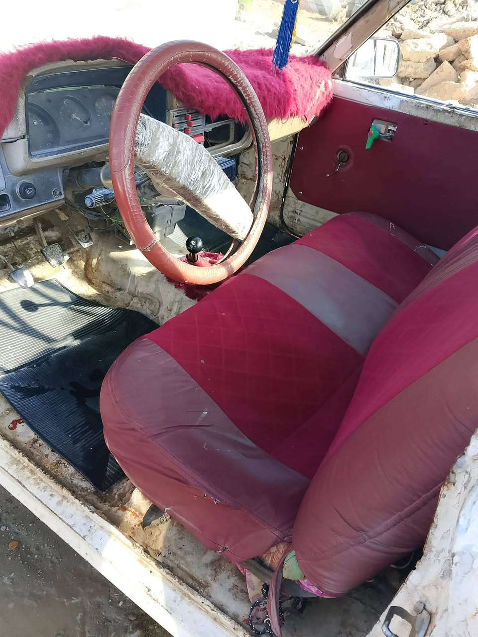 السلام عليكم  
بكم ثمانين مسقطه للبيع  السعر 11وبيها مجال 
للاستفتسار ***********
