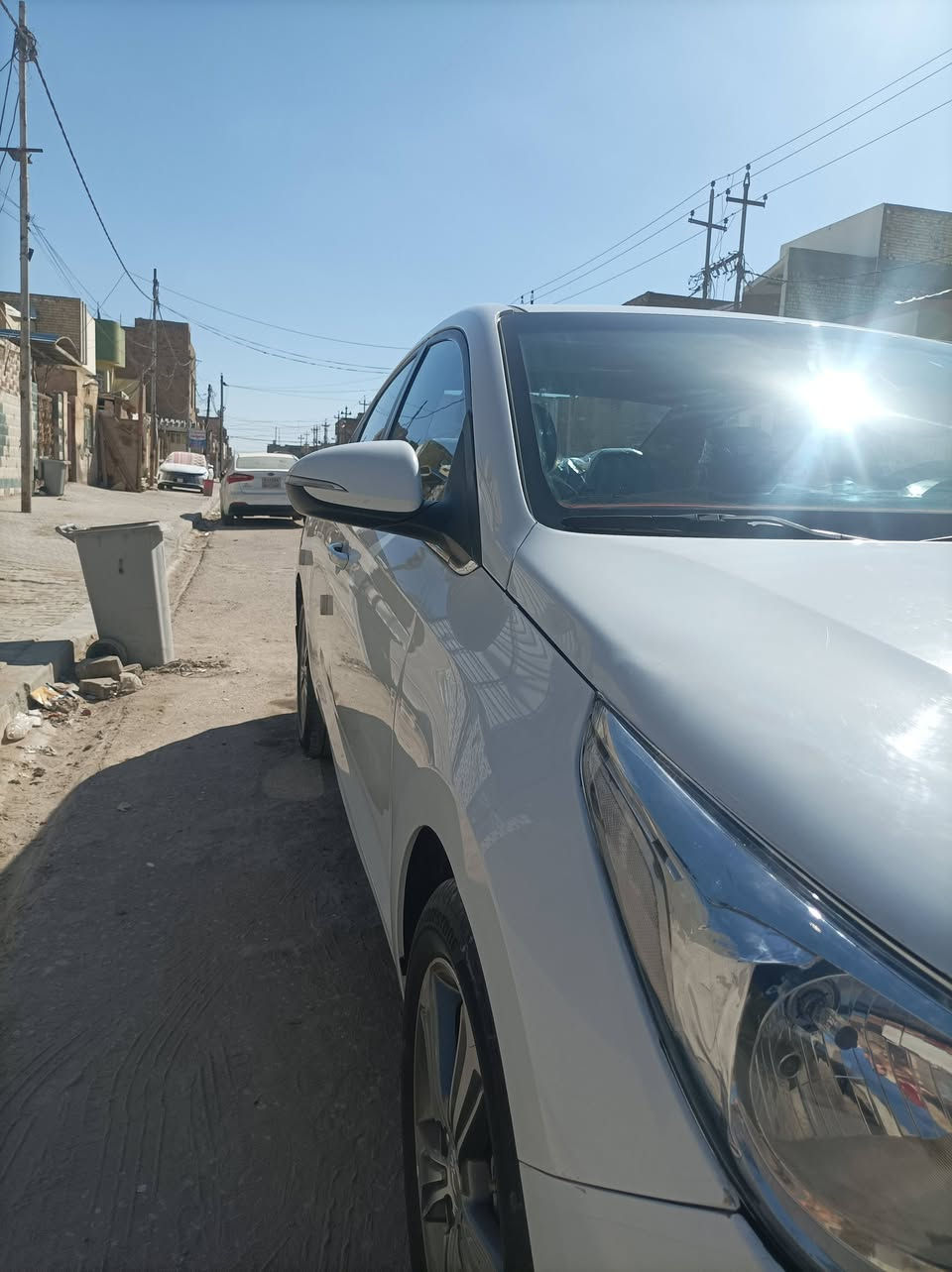 للبيع اكسنت موديل 19 اربيل فول 1/1 جاملغ مفتوح فيها بارد بسيط سياره جديده استفسار *********** في النجف سياره
