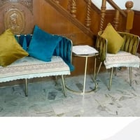 تخم للبيع 250 وبي مجال العنوان بغداد الحبيبيه قرب لحوم البركه الرقم ٠٧...