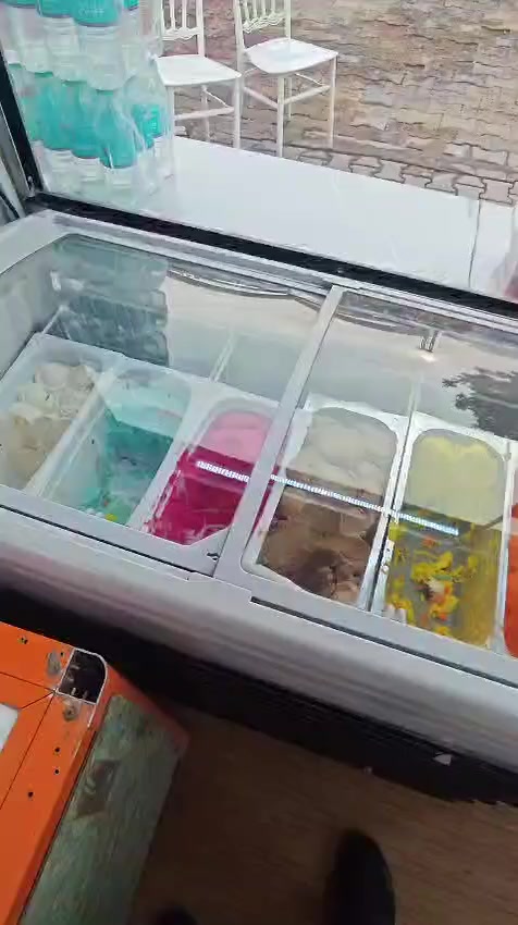 اغارض للبيع مجمده عرض مرطبات افريز ازغير وعارضه
وسخان ريدهن بيع كلهن سوه سعرهن 800قفل
***********
