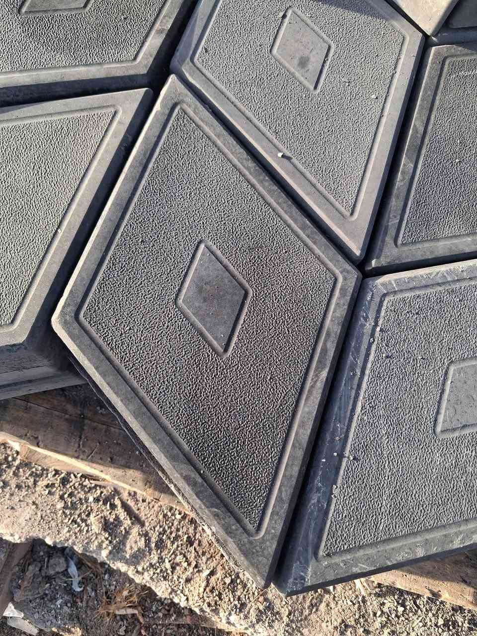 السلام عليكم. متوفر مقرنص مرمري حامضي بأسعار مناسبة وجودة عالية تدخل جميع الفحوصات المختبرية. العنوان بغداد. ***********
