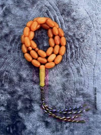 تحفه فنيه 🍂💐 سندلوس الماني جزري نوادر  السبحه ثقب وثقب  وزنها 107 غرام...