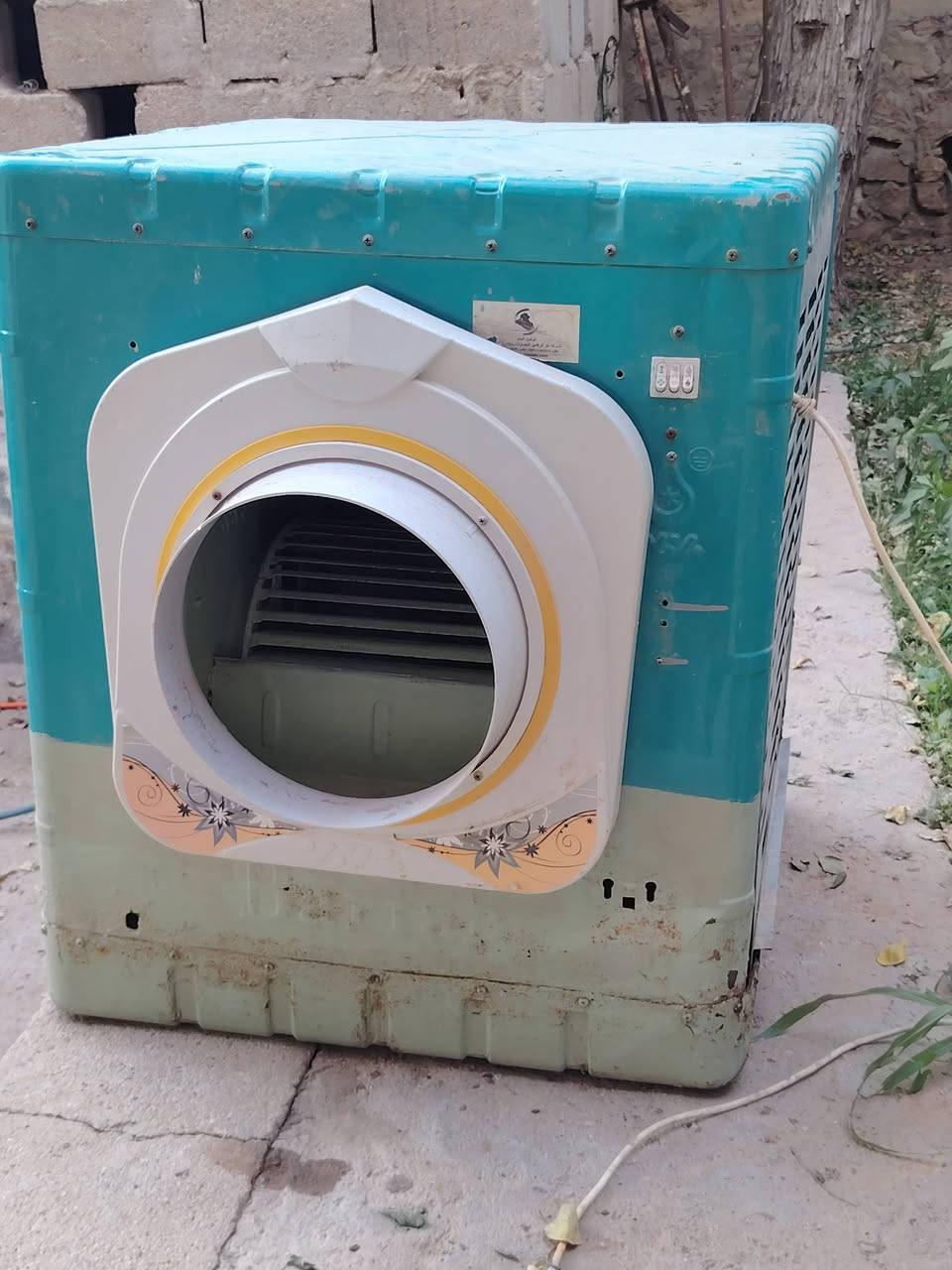 مبردة برفاب اصليه ماطور اصلي سرعتين ٧٥ الف بيها مجال
كونفيرا حجم كبير ٧٥ وبيها مجال
جهاز رياضي ٣٠ الف
للاستفسار
***********
