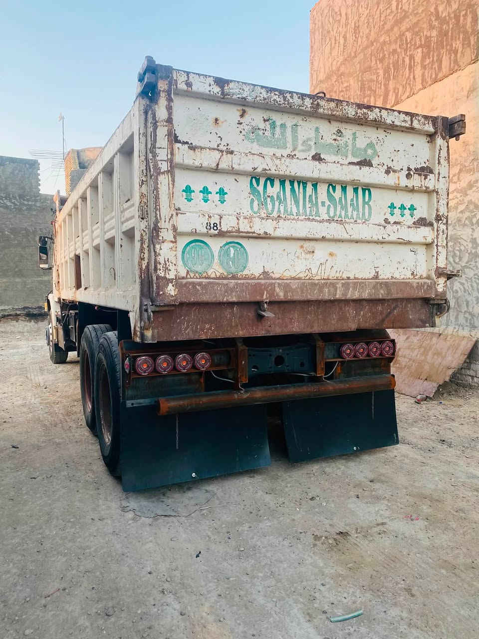 سلام عليكم سكانيا للبيع موديل 86مكينه 12مجموعه باجر 16رقم بغداد تحويل مباشر ‭***********‬
