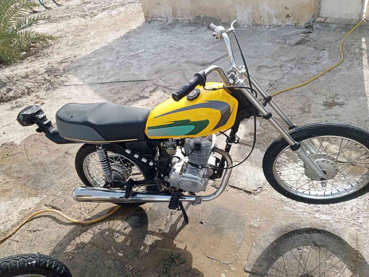 سلام عليكم دراجه نامه اصلي شلامجه تعمير 24 دراجه حلفه ونضيفه دراجه اي نقص ما بيها  مكان الناصريه لمركز ستفسار تعال خاص فروسي القائد  ***********
