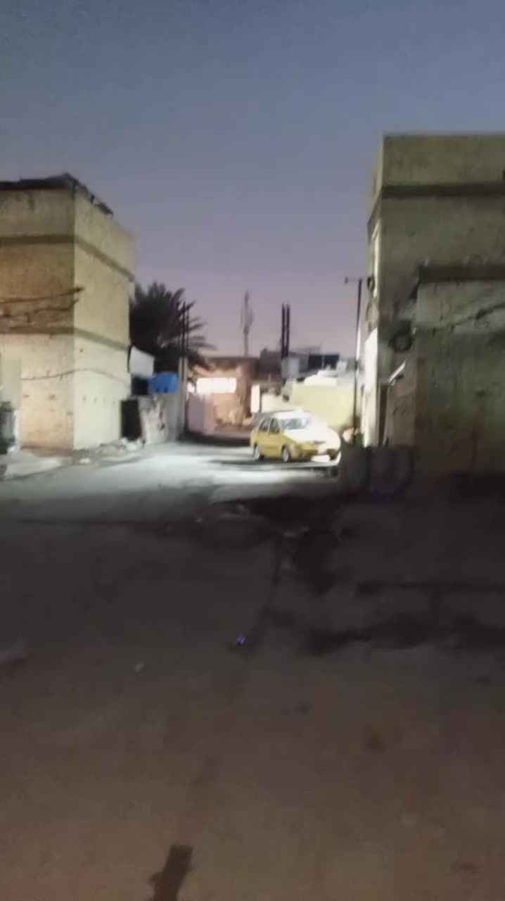 السلام عليكم بيت للبيع تجاوز قرب منضمه بدر المساحه 70 متر للاستفسار الاتصال ع الرقم ***********
