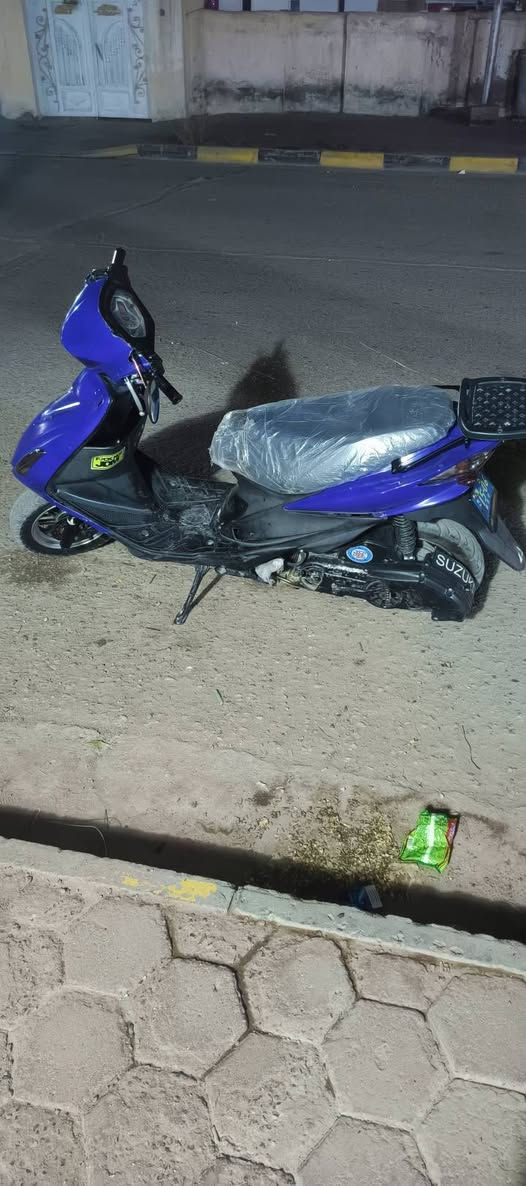 لبيع ادرس ياباني حديث محوره كابريتر  ومفتوحه مره وحده  رياضي ويها ويل نجمه خلفي  دراجه خير من الله 350 وبيهة مجال مكان كوت حي الجهاد قرب جامع وحسينيه الامام الصادق ***********
