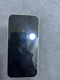 ايفون 12 عادي • ١٢٨ • ابيض