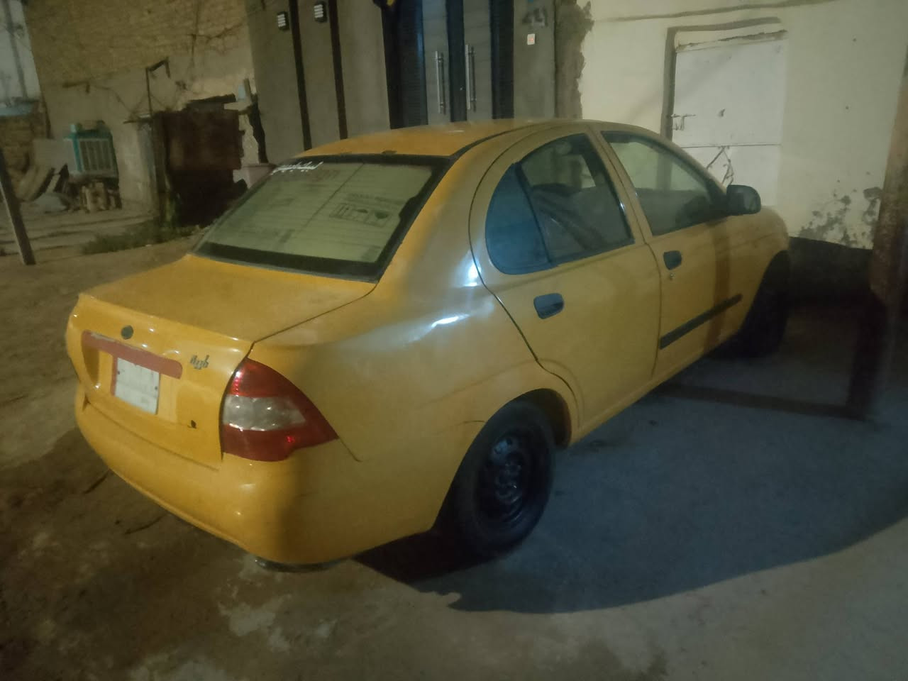 السلام عليكم طيبه موديل 15 بيها باب مبدل مكينه جديده تبريد فول هيئه وغرمات اصفرهن بيدي 
باتري جديد تخم تاير  داخله هزه ومعامله واصله لبصمه رايدها 28 وبيها مجال مكانها الديوانيه حي الوحده 
*********** بي وتساب

