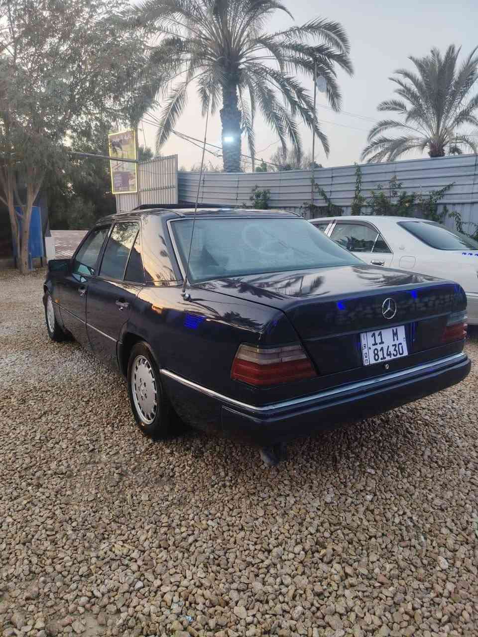 لبيع او مراوس مارسدس دب مديل 91رقم بغداد نكليزي بسمي مكينه وكير بلاد 300 مكفوله من الضربه فقط صبغ جماليه فتحه جلد السعر 68وبيهي مجال حك الجيه
*********** مكان النجف كوفه مجسرات المام علي
