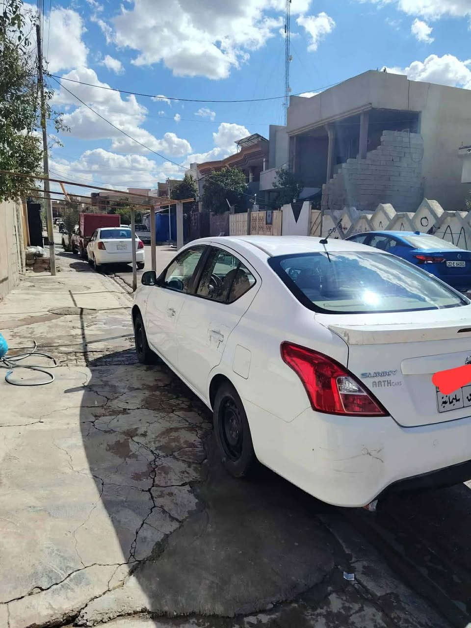 نيسان صني موديل 2019
بدون تبديل و لا ضربة
سيارة نضيفه مال بيت
بطارية  تايرات جديد بدون مصرف
سعر 108 شوي مجال للطيبين
موبايل ***********
         ***********
