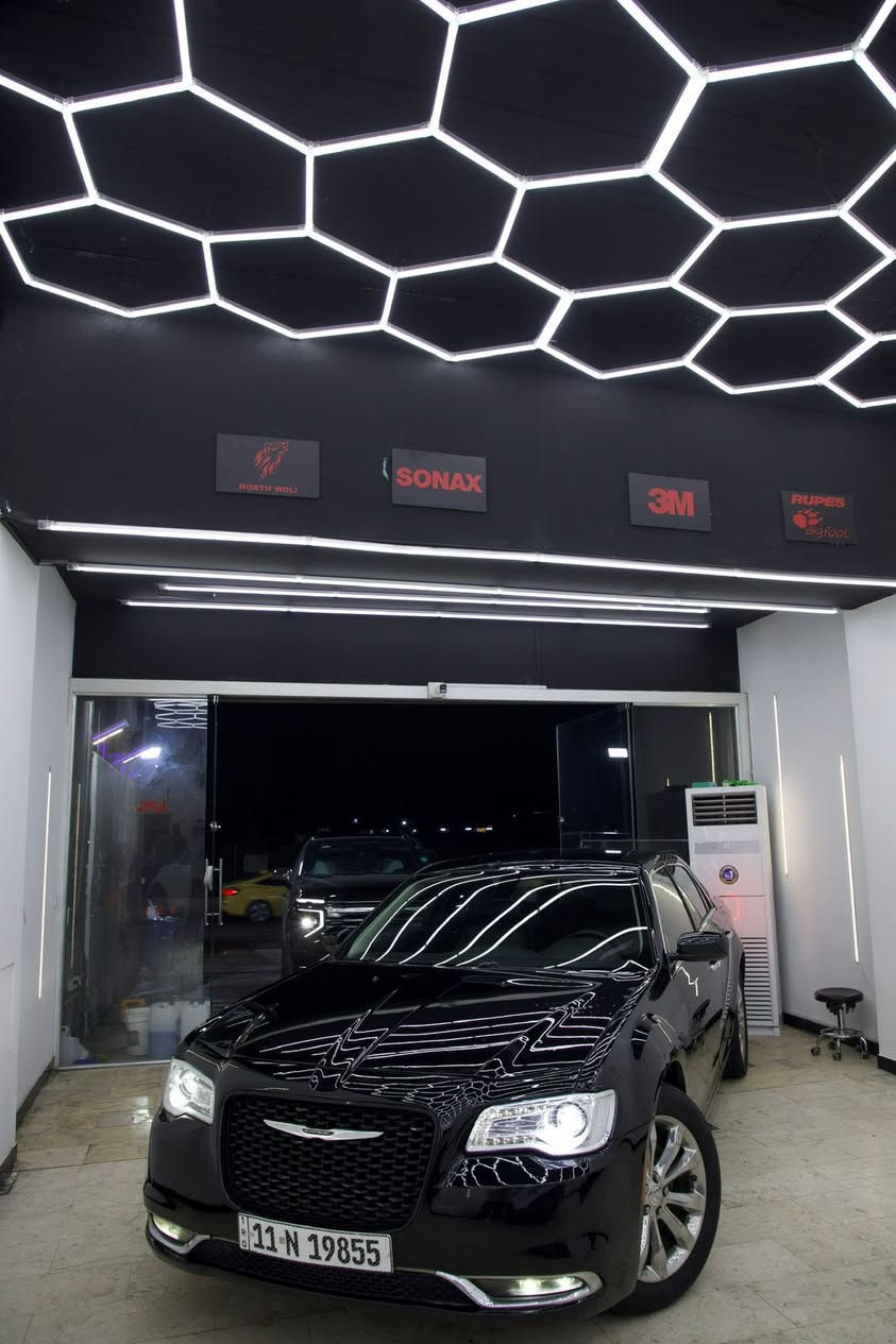 اوباما c300
لمتد السياره 
٢٠١٨ موديل
السيارة فول مواصفات 
مكفوله من صبغ
(حادثه فقط دعاميه بدون ايرباك )
فقط بارد قطعتين 
جاهزه بدون اي نقص
بسمي تحويل ثاني يوم
سعره ١٩٥ ورقه وبيه مجال 
للاستفسار 
***********
