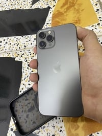 آيفون ١٢ برو ماكس • ذاكرة ١٢٨ • بطارية ٩٩