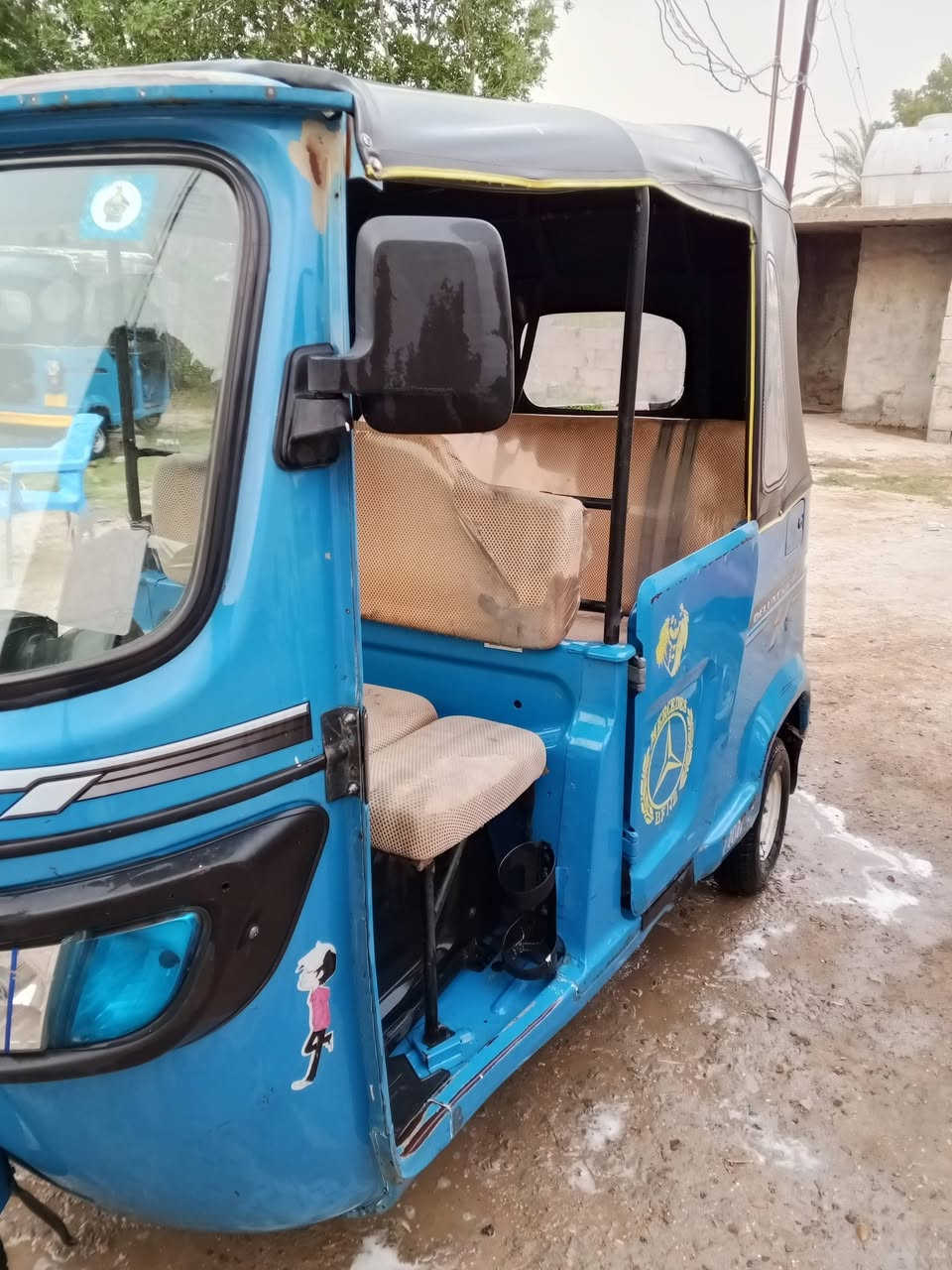 سلام عليكم تكتك 21 رقم انكليزي تحويل مباشر تكتك نضيفه حيل مابيهه ضربه السعر 6600 وبيهه مجال 
***********
***********
