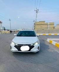 بصمه • فتحه سقف • كاميرا خلفيه